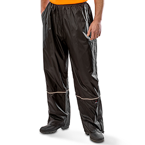 R156X_Black_studio.jpgStudio