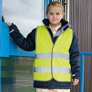 R200J_fluorescent_yellow_lifestyle.jpgLifestyle Flo Yellow