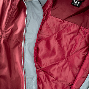 R207X_burgundy_detail.jpgDetail Burgundy