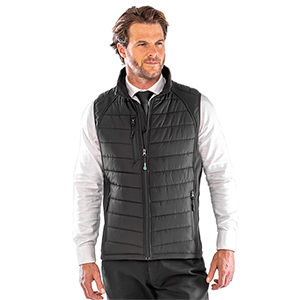 R238X_black_black_studio.pngStudio Black Black
